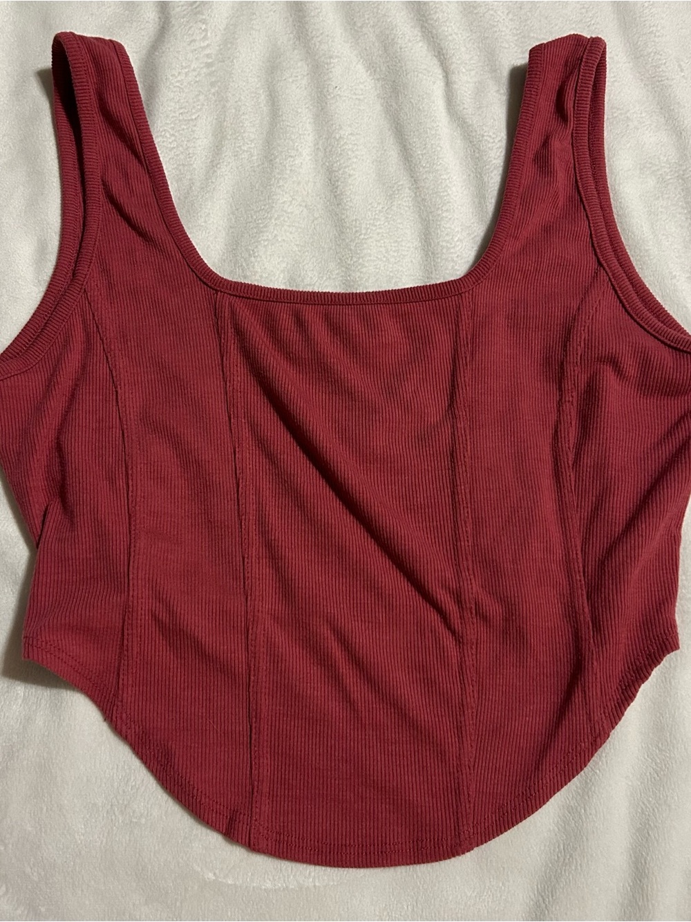 Ribbed Scoop Crop Tank Top in Deep Wine